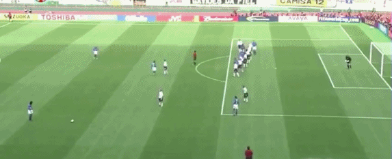 02年世界杯吊射希曼 02年世界杯吊射希曼